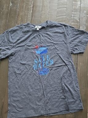 Sub_Urban Riot Charcoal Gray "Save Water" Graphic Tee with Blue & Red Print